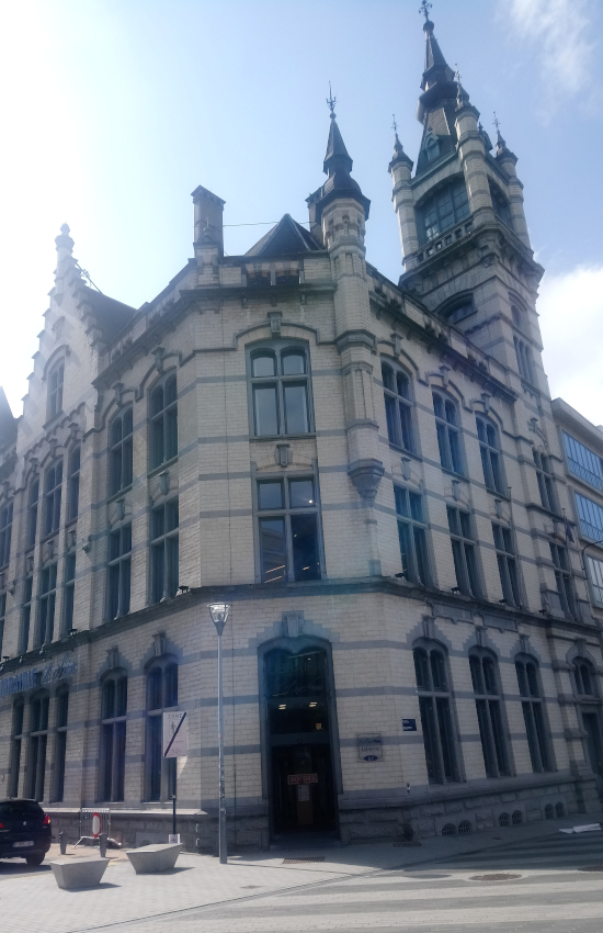 L'ancien Hôtel des Postes de Charleroi