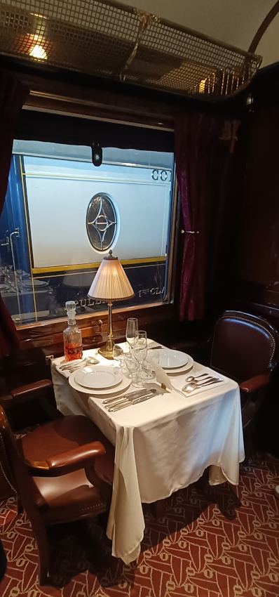 Voiture-restaurant Riviera de l'Orient-Express