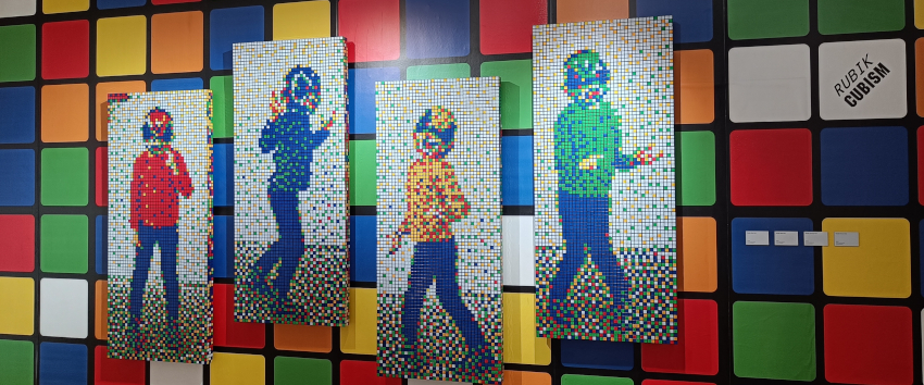 Invader colours en Rubik's cubes